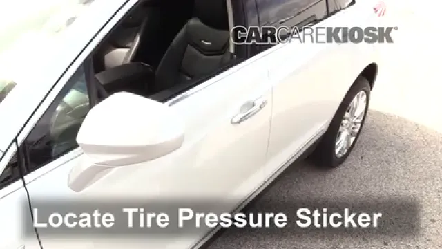 2018 Cadillac XT5 Premium Luxury 3.6L V6 Neumáticos y ruedas Controlar presión de neumáticos